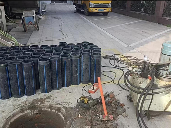 祥云PE置换管厂家 DN315置换管 非开挖管短管置换
